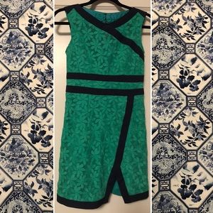 Nanette Lapore Size 0 Green  & Navy Lace Dress EUC